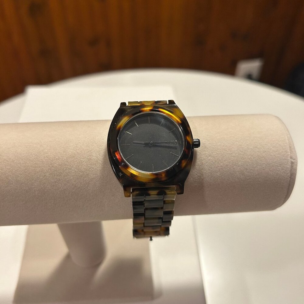 Nixon time teller tortoise